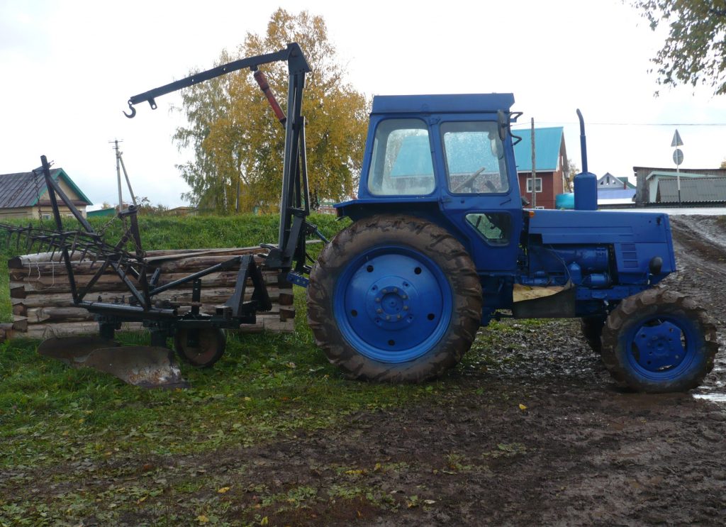 Права на трактор в Воткинске